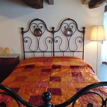 Apartment Se051 - Palazzo D'arcevia, Accogliente Trilocale Ristrutturato *