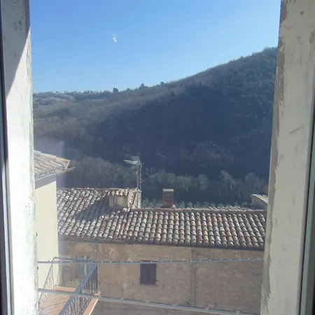 Apartment Se051 - Palazzo D'arcevia, Accogliente Trilocale Ristrutturato *